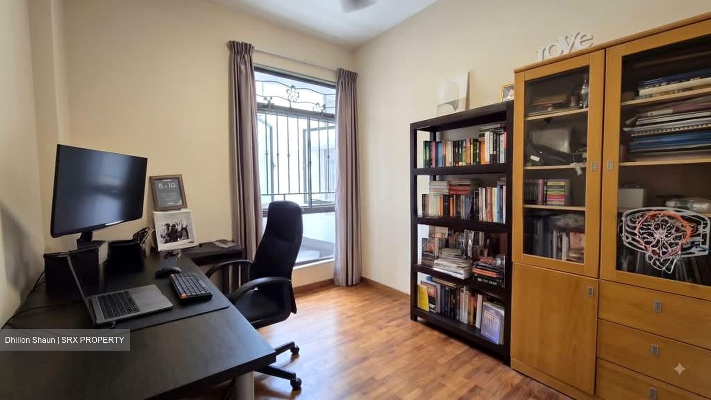 Seletaris (D27), Condominium #601842581